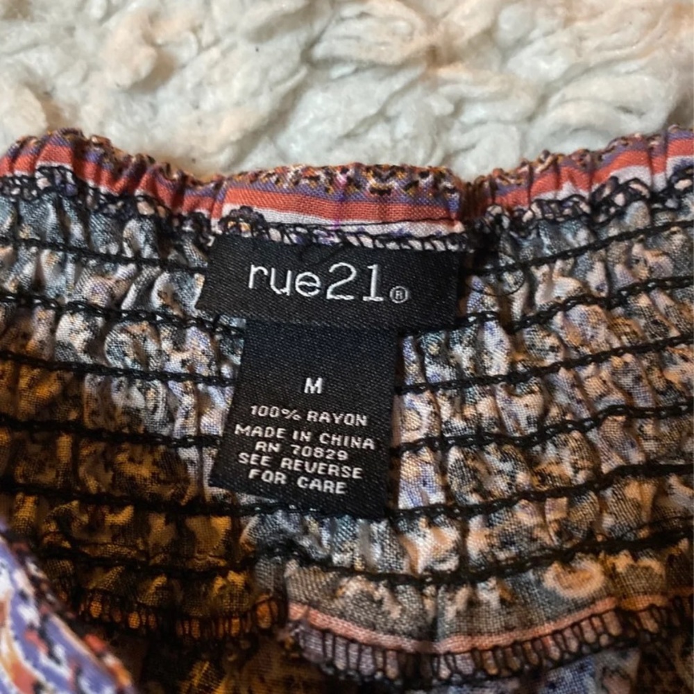 Pants - Picture 3 of 3